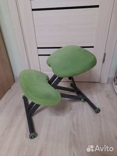 Коленный стул