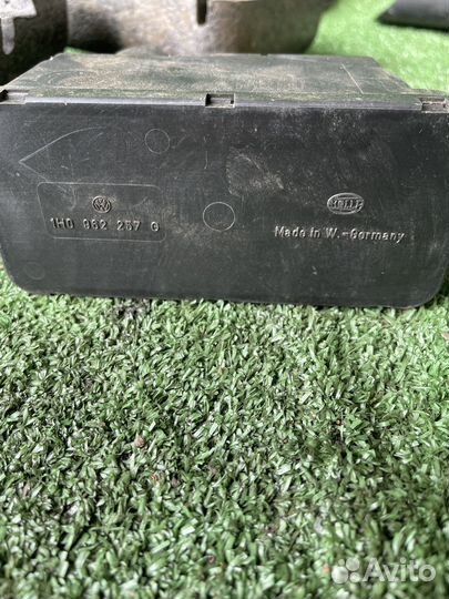 Умпрессон центрального замка VW Passat B4