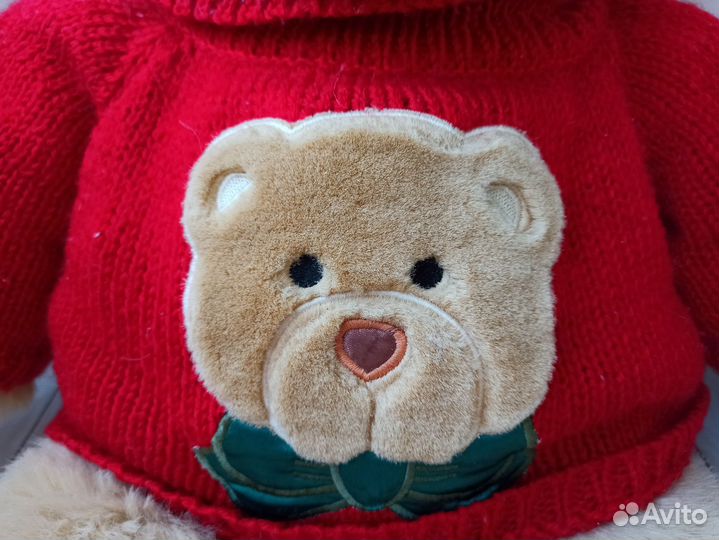 Большой мягкий медведь