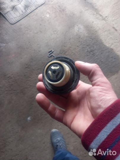 Запчасти на вольво s40