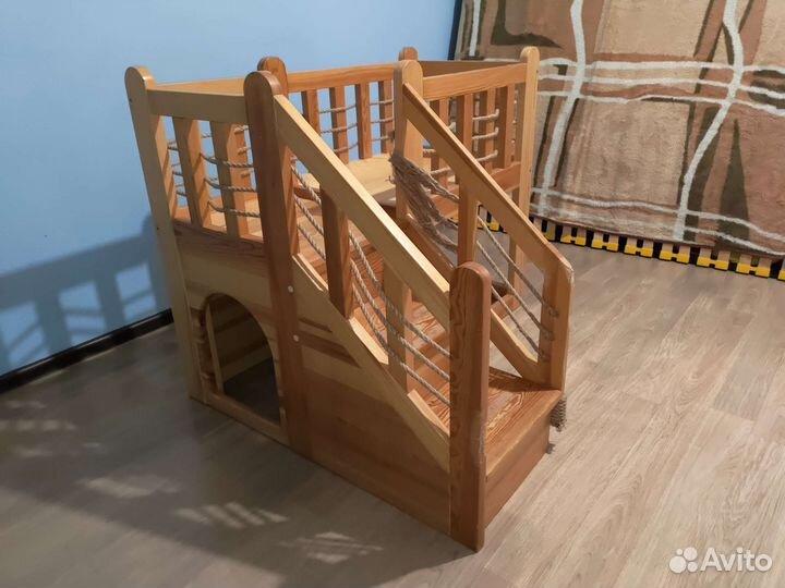 Лежанка домик лестница для собак, кошек