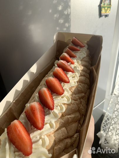Меренговый рулет