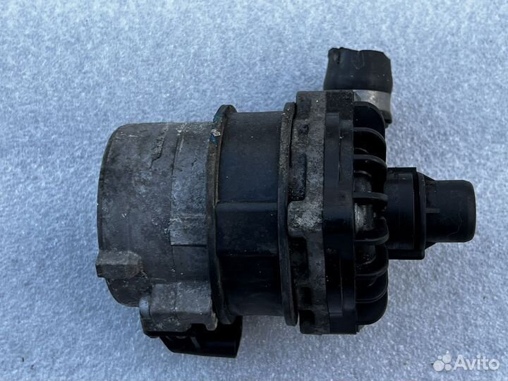 Помпа BMW F01 F10