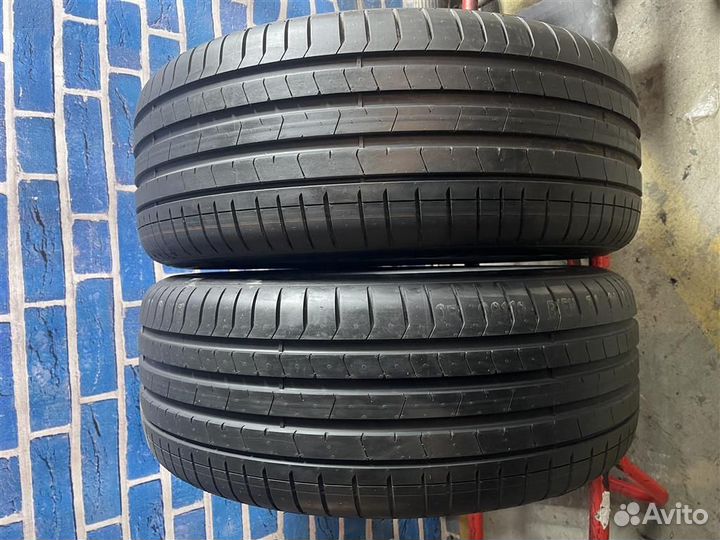 Pirelli P Zero PZ4 265/50 R19