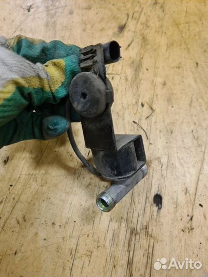 Клапан кондиционера Mercedes-Benz S-Klass седан