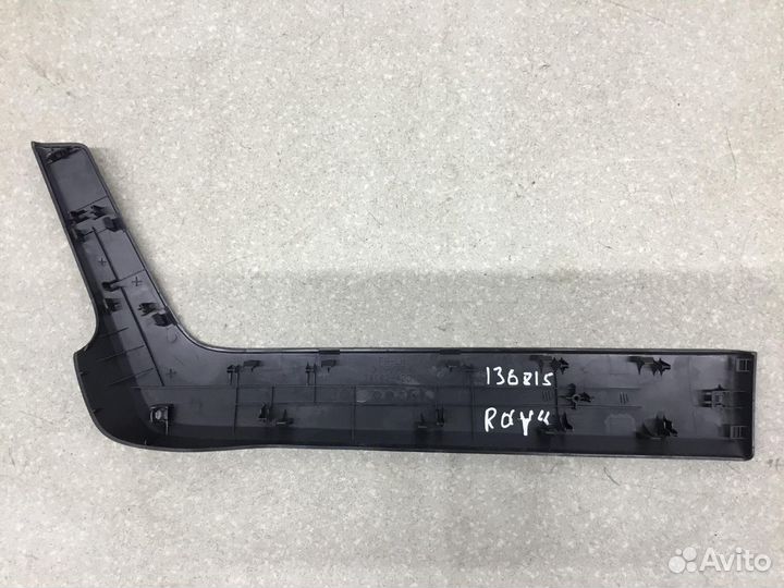 Накладка декоративная Toyota RAV 4 2018