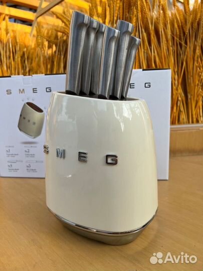 Кухонные ножи Smeg набор с подставкой