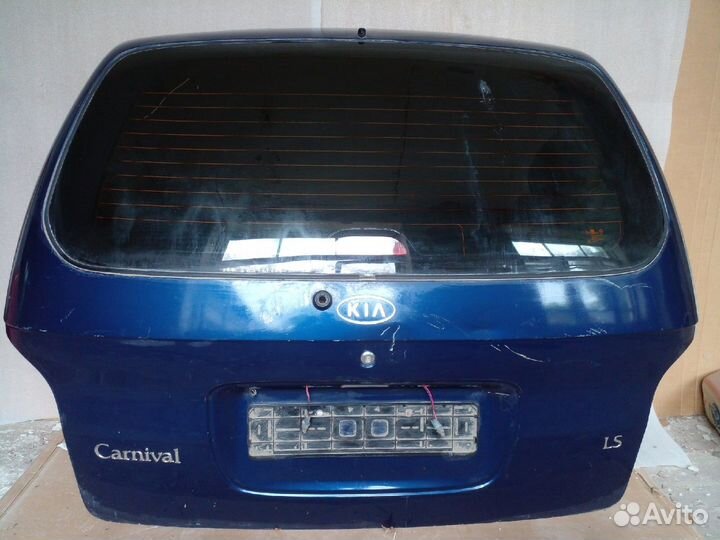 Крышка багажника Kia Carnival