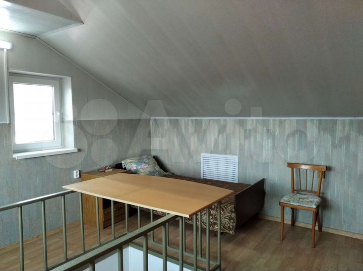 Комната 15 м² в 4-к., 2/2 эт.