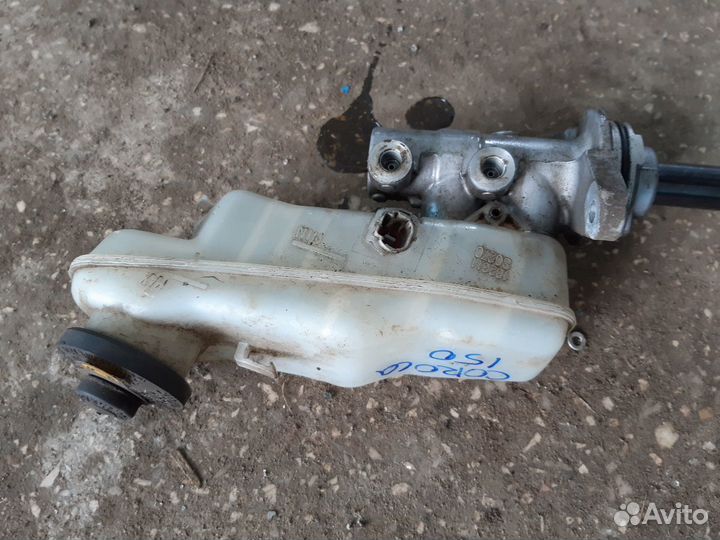 Главный тормозной цилиндр Toyota Corolla 150