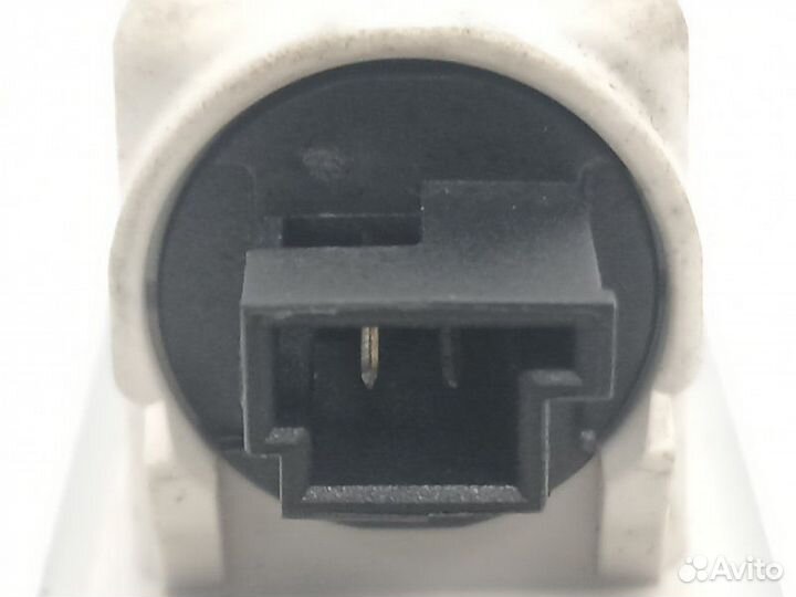 Плафон подсветки багажника Bmw 5-Series F10