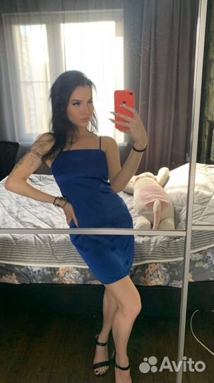 Платье атласное zara 42