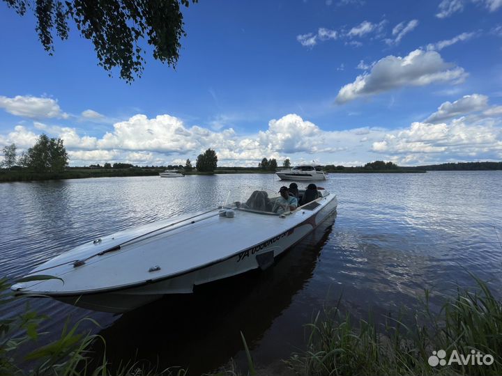 Прогулки на катере