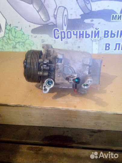 Компрессор кондиционера Mitsubishi Lancer