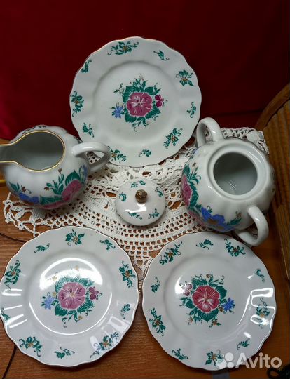 Предметы сервиза