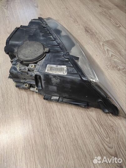Фара передняя левая