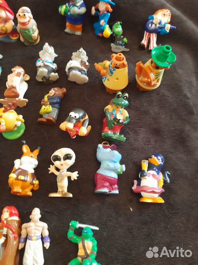 Игрушки из киндера пакетом