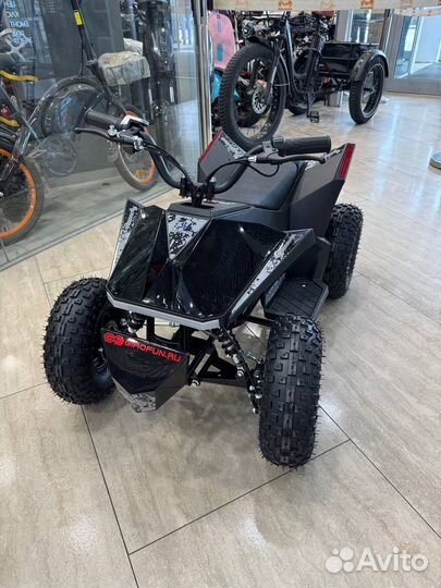 Детский каадроцикл Skyboard Cybertruck