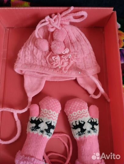 Комплект шапка и варежки