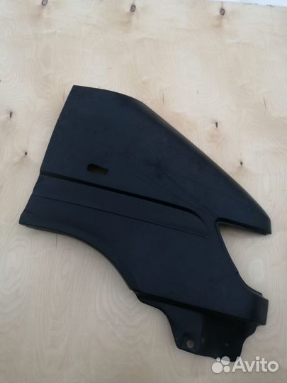 Правое переднее крыло на mercedes Спринтер