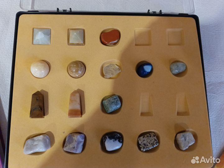 Коллекция камней деагостини