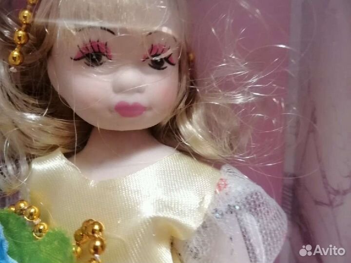 Коллекционная кукла