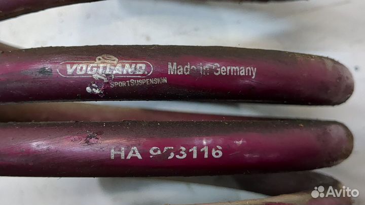 Пружина подвески задняя Volkswagen Sharan, 2003