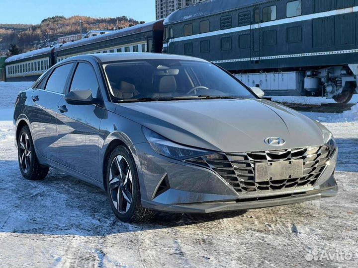 Hyundai Elantra 1.5 CVT, 2022, 30 000 км