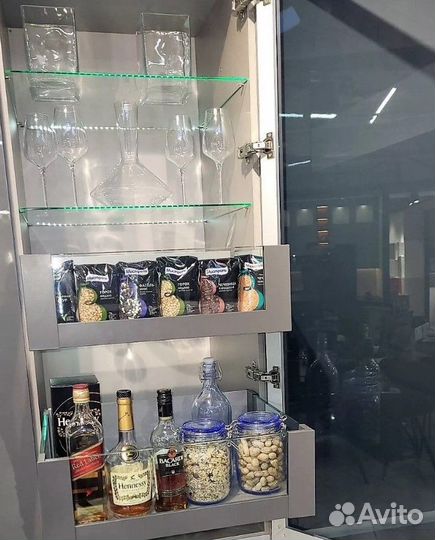 Гарнитур с встроенным столом, Fenix столешница