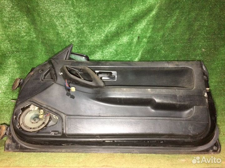 Дверь передняя правая Honda Integra DA5 DA6 Черная