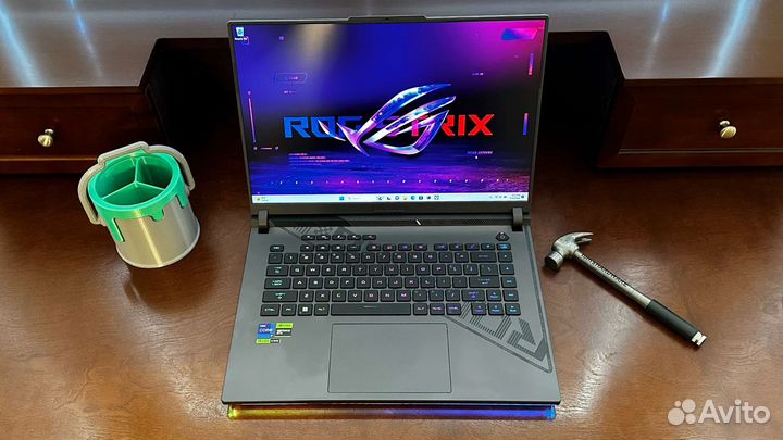 Asus ROG G16 i7-13650H / RTX 4060 / 16GB / 2.5K