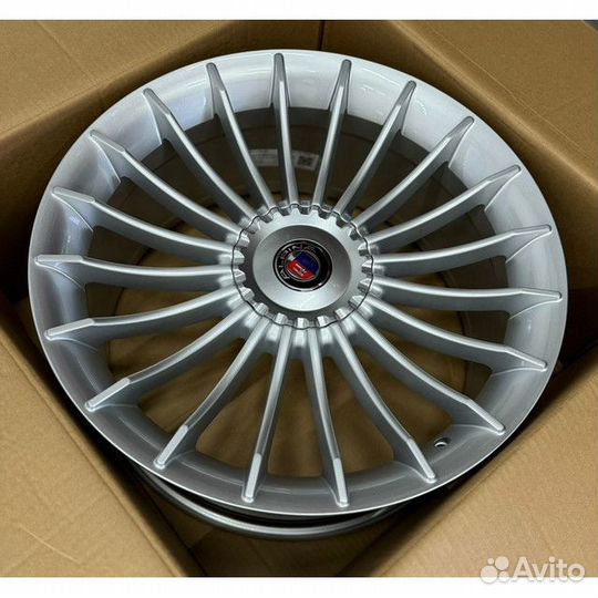 Диски R20 на BMW 373 М стиль