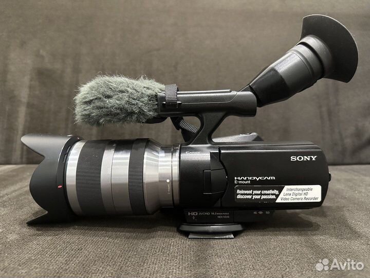 Видеокамера Sony