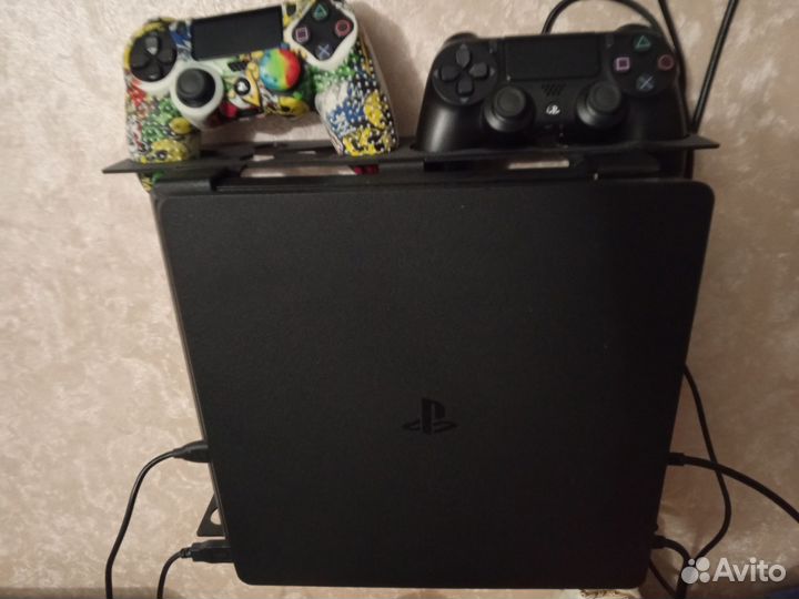 Sony playstation 4 slim 1tb 2 джойстика