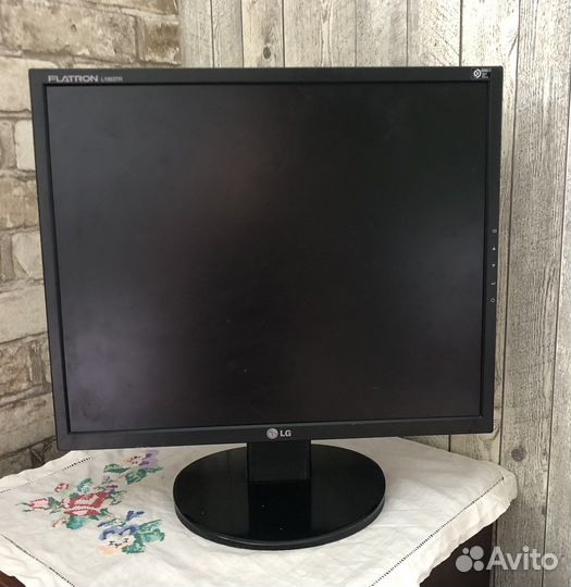 Монитор LG flatron на зч