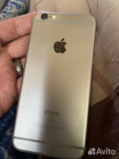 Телефон iPhone 6s