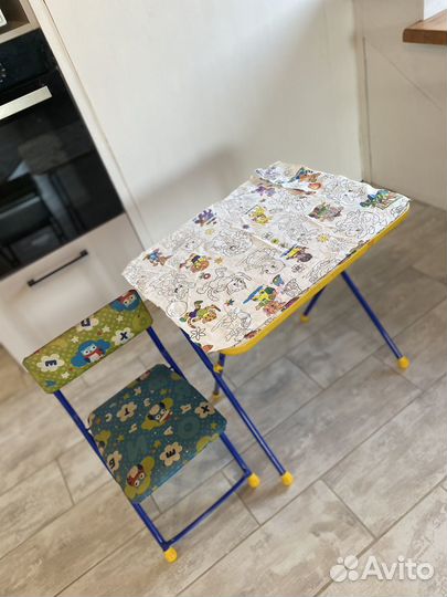 Детский стол и стул