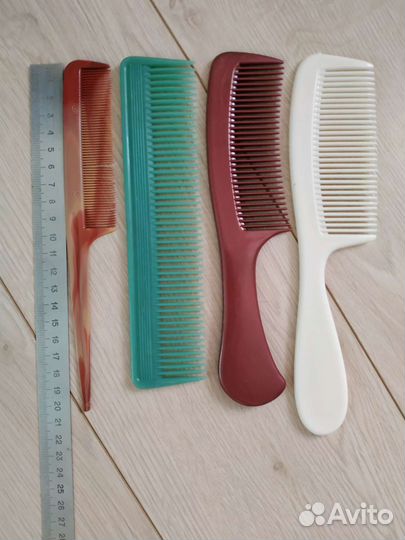 Расчески д/волос, пластик, СССР и позже, пакетом