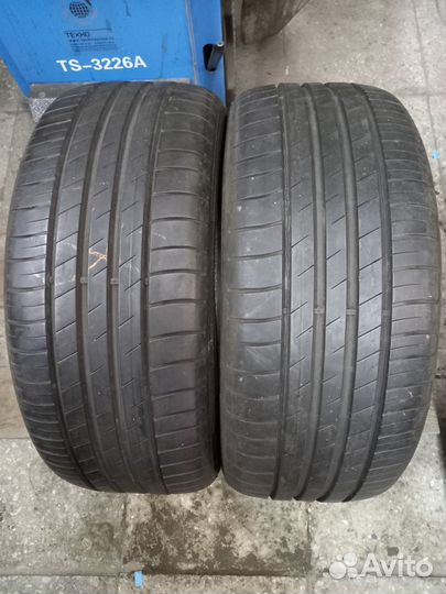 Goodyear EfficientGrip Performance 225/45 R18 95W