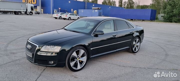 Audi A8 4.2 AT, 2006, 232 200 км