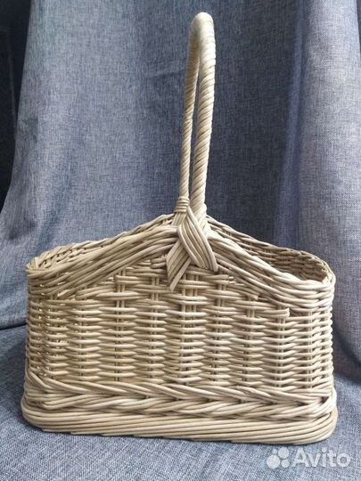 Корзина плетеная ручной работы