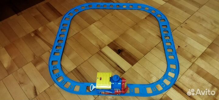 Паровозик на батарейках