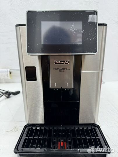 Кофемашина DeLonghi PrimaDonna Soul ecam610.74.MB