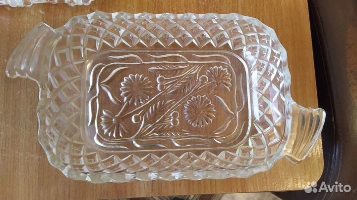 Посуда для сервировки стола