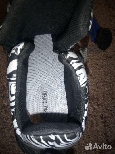 Кроссовки мужские 41 размер новые