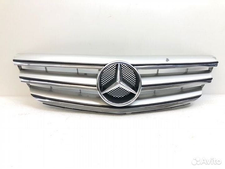Решетка радиатора Mercedes-Benz B-Class W245 2005