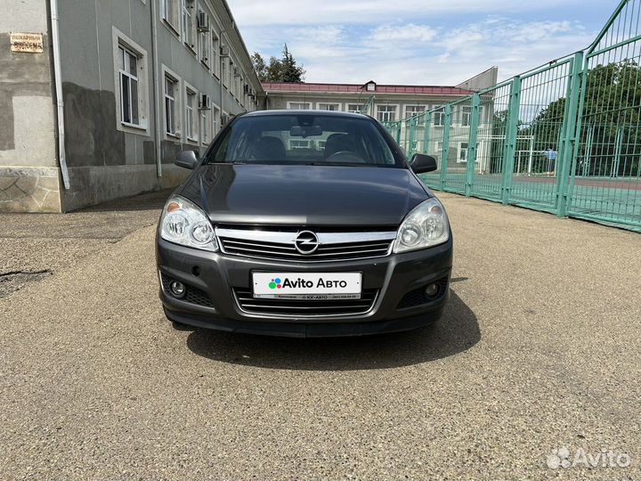 Opel Astra 1.8 AT, 2011, 187 200 км