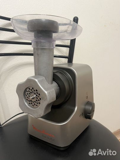 Мясорубка электрическая Moulinex HV6 Kulbit