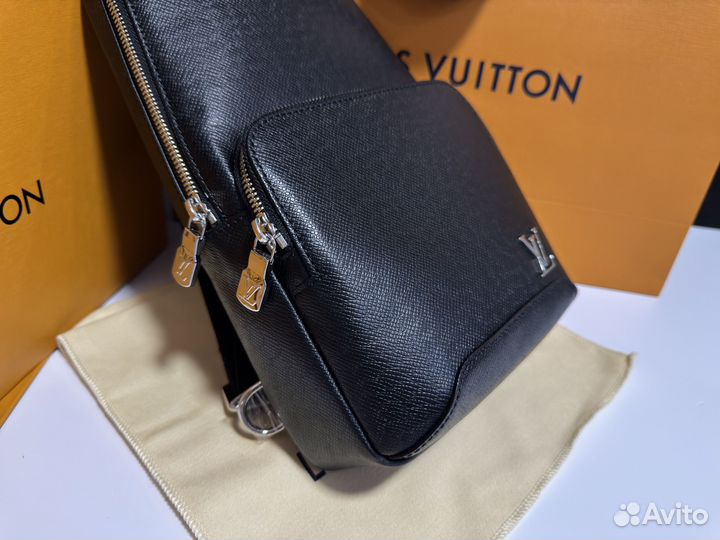 Сумка через плечо Louis Vuitton Avenue Sling