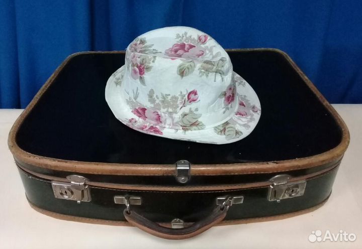 Чемодан винтажный небольшой для аудиотехники :)